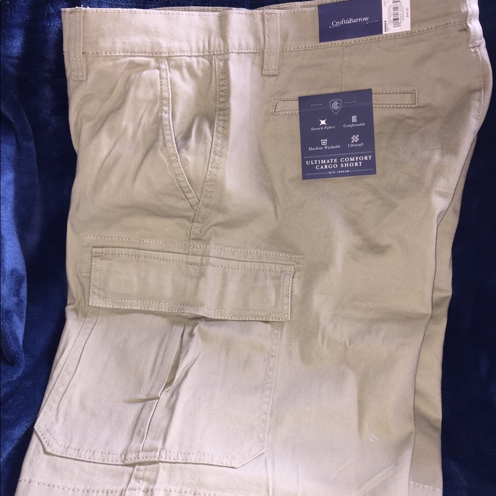 Beige Croft & Barrow Ultimate Comfort Cargo Shorts